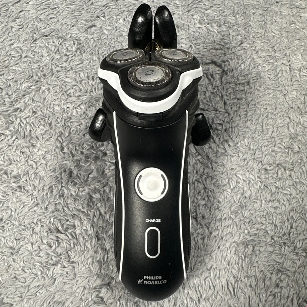 Philips Norelco 7310XL Rechargeable Men's Electric Shaver Tested Working Used